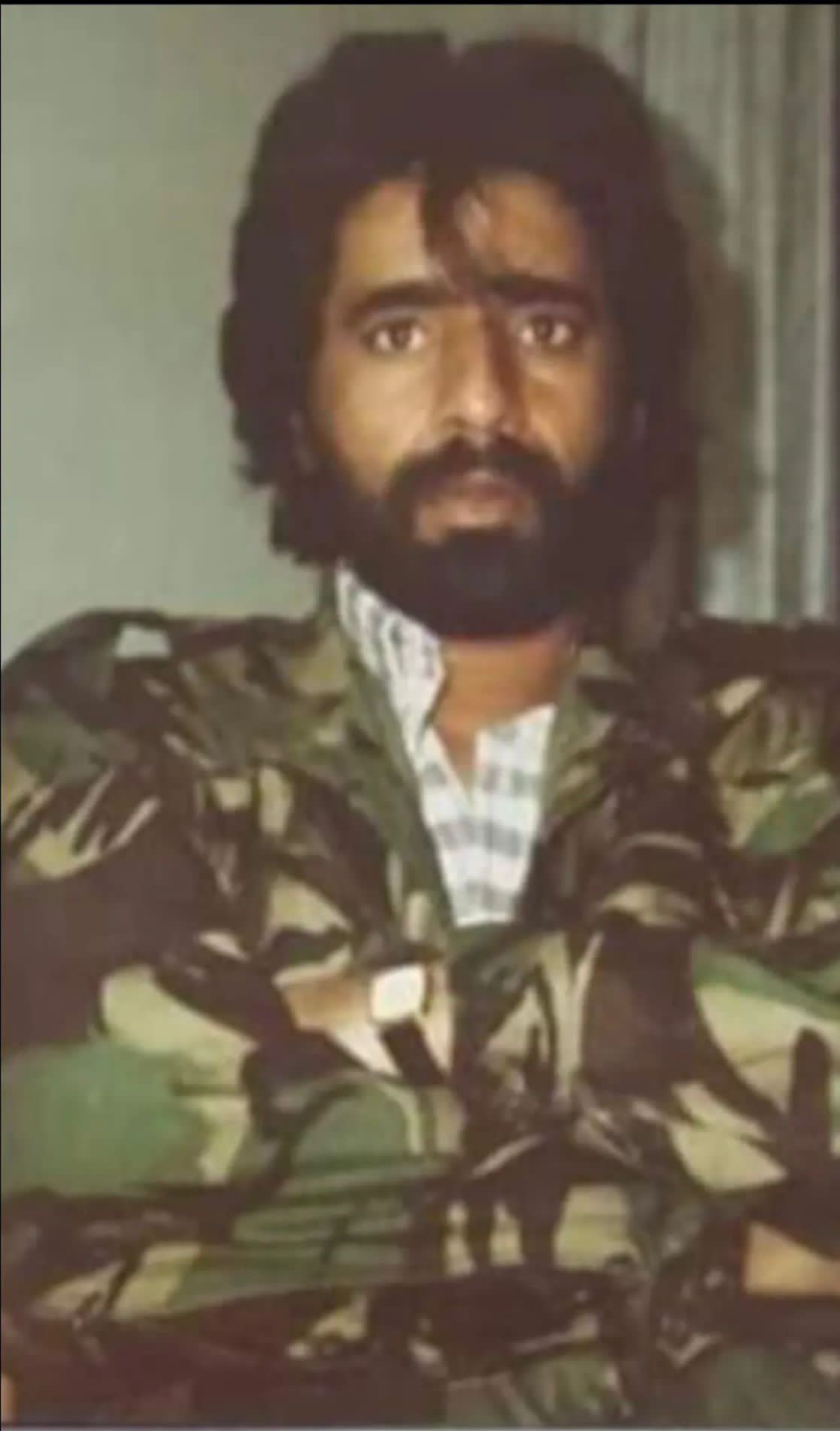 Mani Dard Sarshapáni