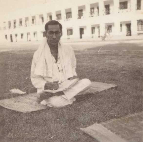 Mizzán mizzáná mani wáb o hayálán cha dar á