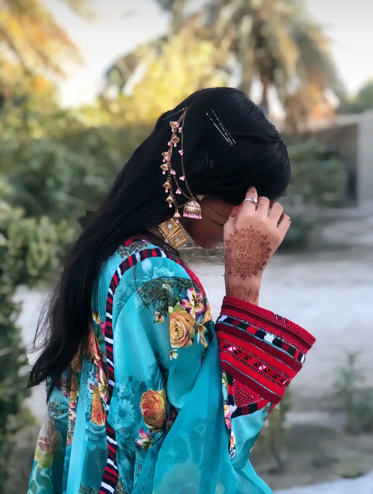 Wazhbóéay Hamráz Ay